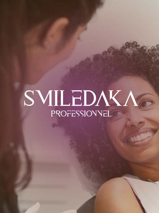 Formation SmileDaka Professionnel, échange entre une formatrice et une future esthéticienne