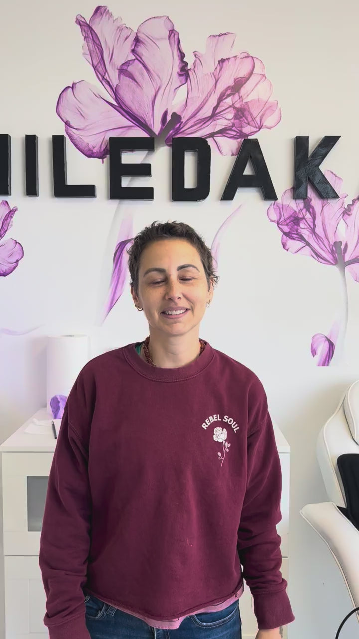 Charger la vidéo : Témoignage cliente SMILEDAKA - Rebel Soul